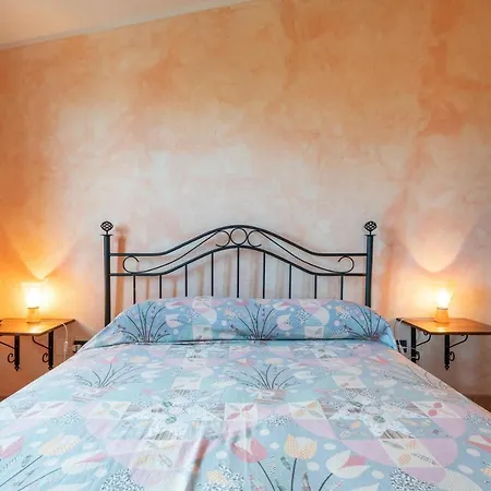 Casa Giovanna E Antonio *