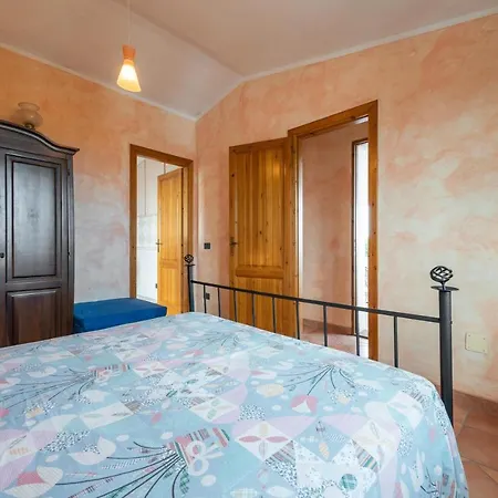 Casa Giovanna E Antonio קאלאסטה