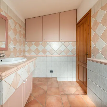 בית נופש Casa Giovanna E Antonio קאלאסטה